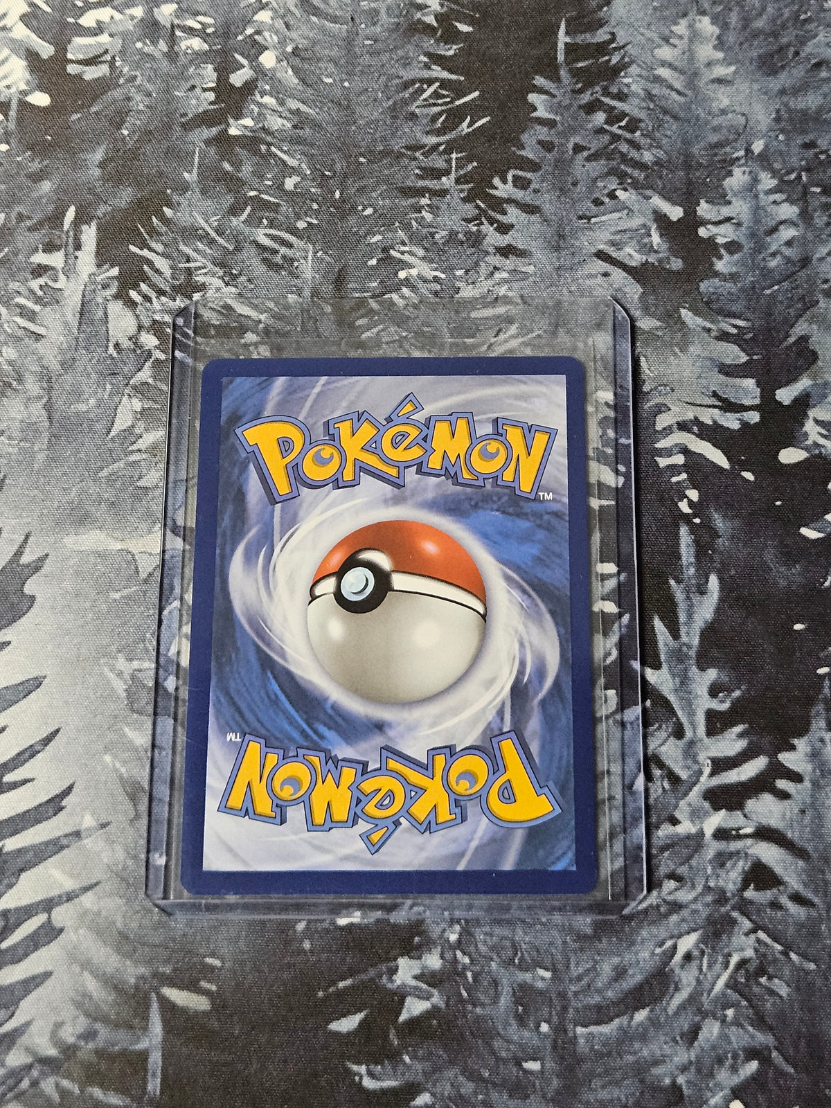 Pikachu #6 - 028/128 - 30th Celebration