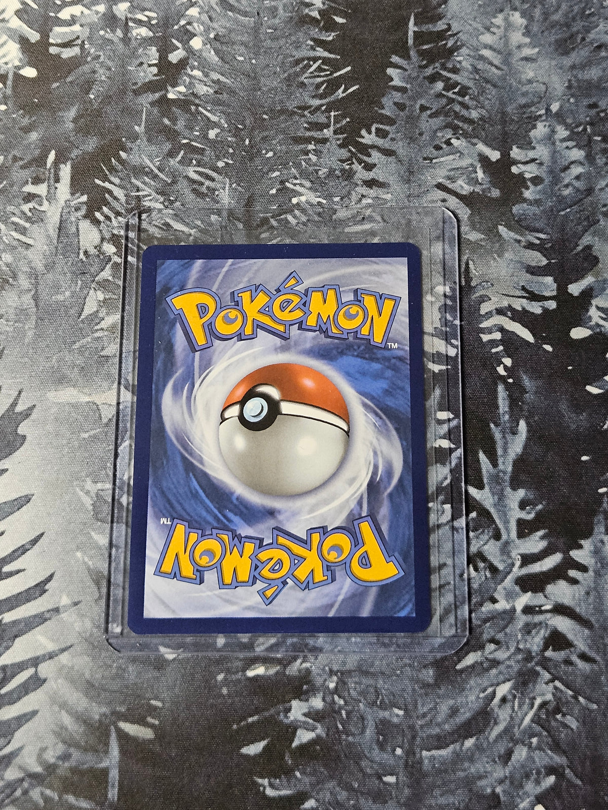 Pikachu #10 - 032/128 - 30th Celebration