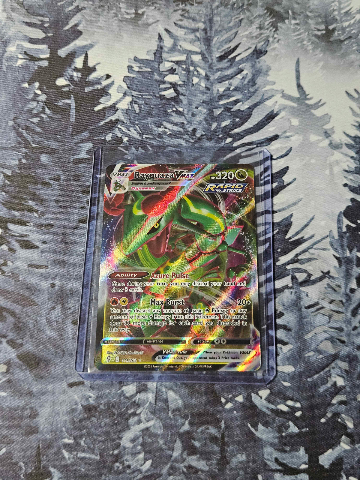 Rayquaza VMAX - 111/203 - Evolving Skies